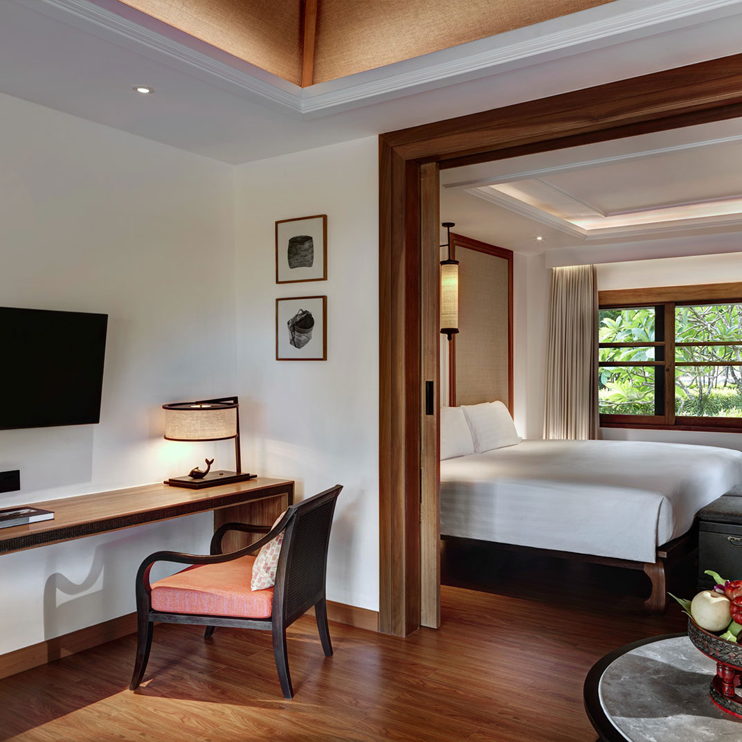 Deluxe Beachfront Villa