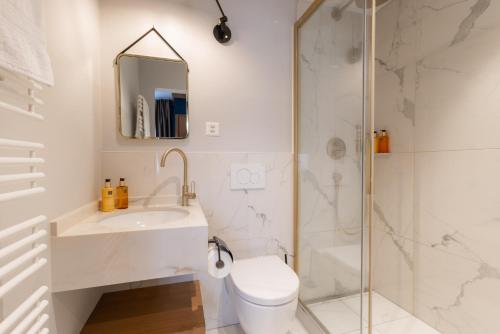 Double Room Tiny