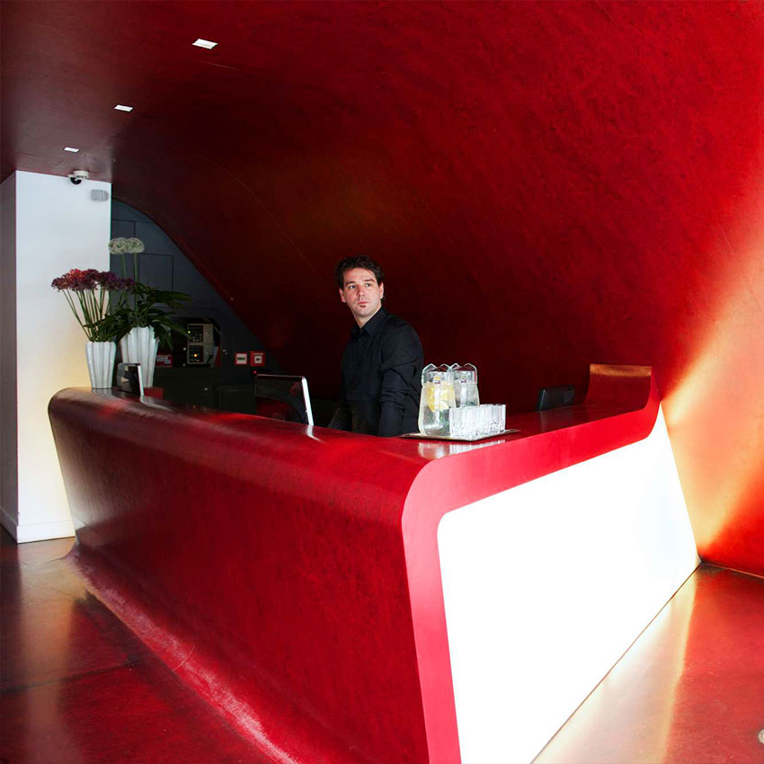 Hotel Q!