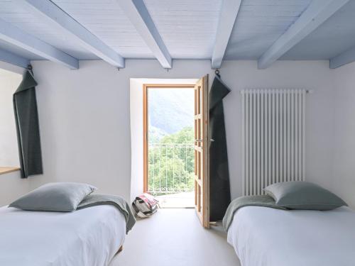 Double or Twin Room with Private Bathroom