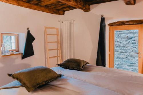 Double or Twin Room with Private Bathroom