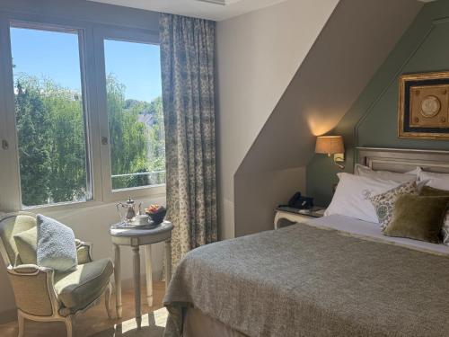 Deluxe Double or Twin Room