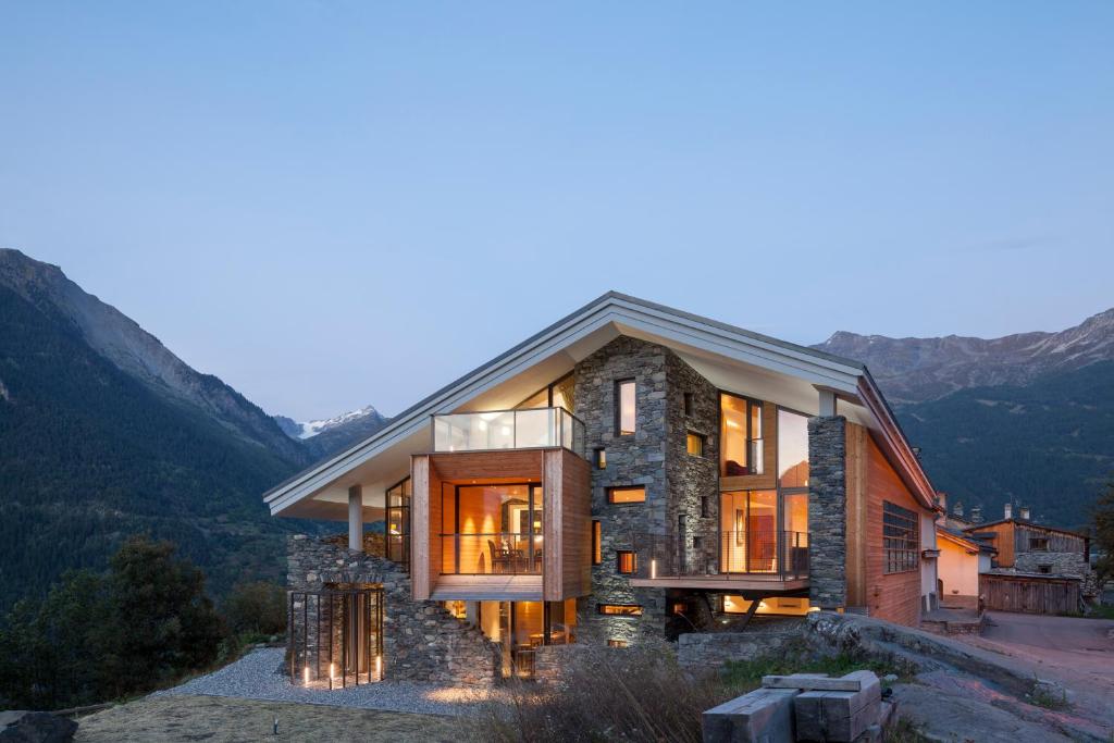 Mineral Lodge