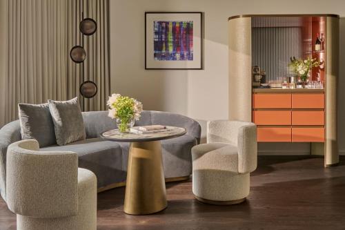 One Bedroom Junior Suite