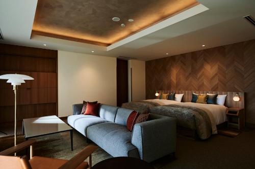 Deluxe Twin Room with Forest View