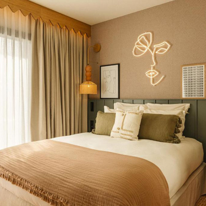Classic Twin Room with Balcony