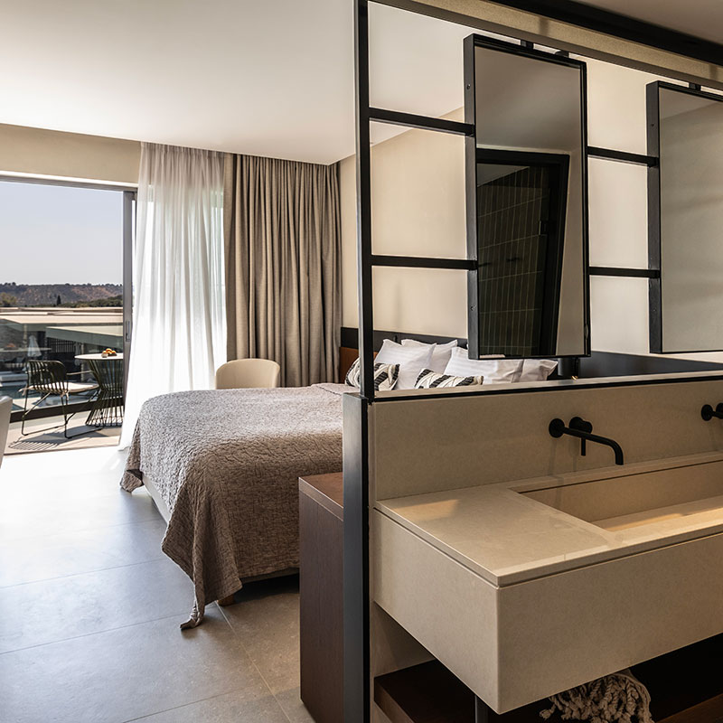Superior Suite Partial Sea View