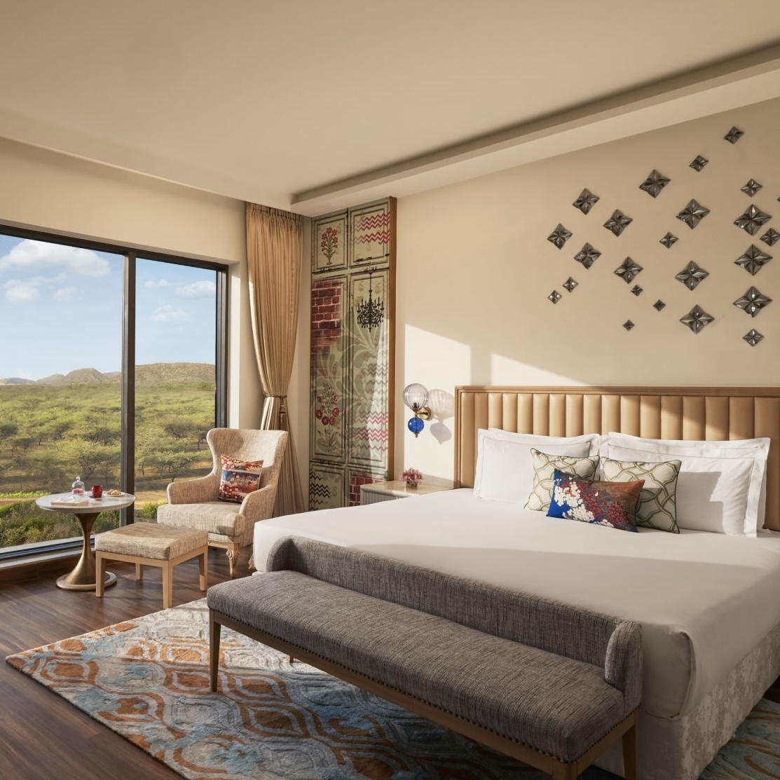 Deluxe Room - King Bed