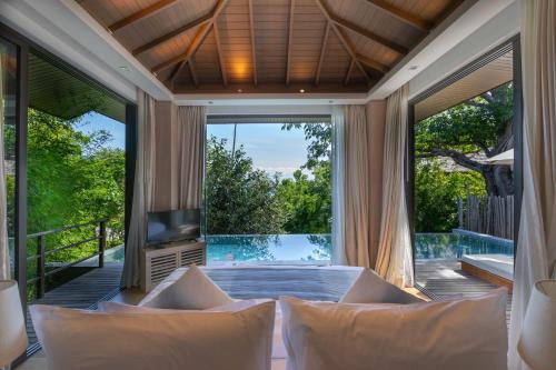 Deluxe Pool Villa