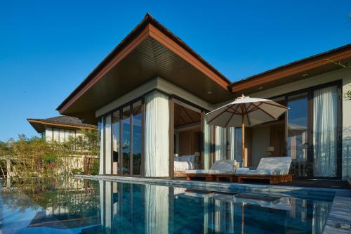 Bay View Pool Villa 