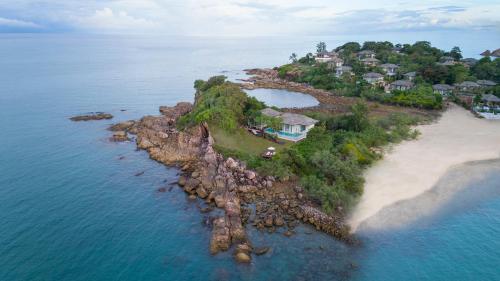 Fahn Noi Private Island Pool Villa