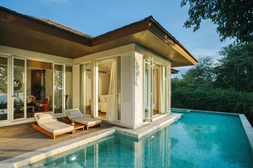 Fahn Noi Private Island Pool Villa