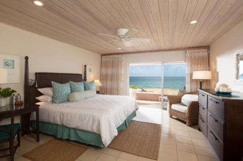 Deluxe Suite with Sea View