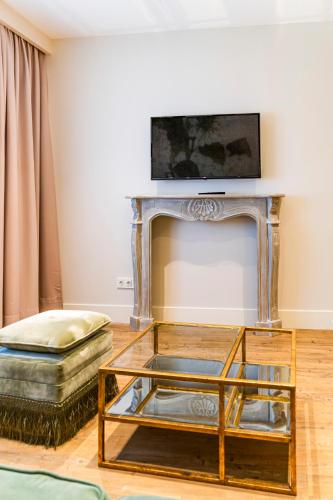 Suite with City View