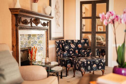 Junior Suite with Garden View