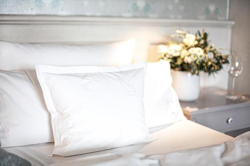 Deluxe Double Room with Bath