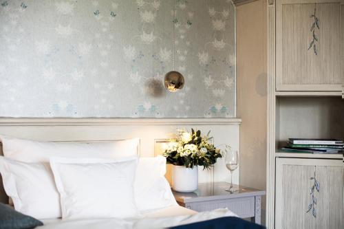 Deluxe Double Room with Bath