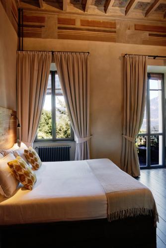 Superior Double Room With Balcony