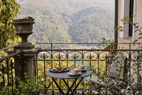 Superior Double Room With Balcony