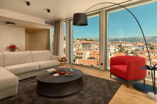Diplomat Suite