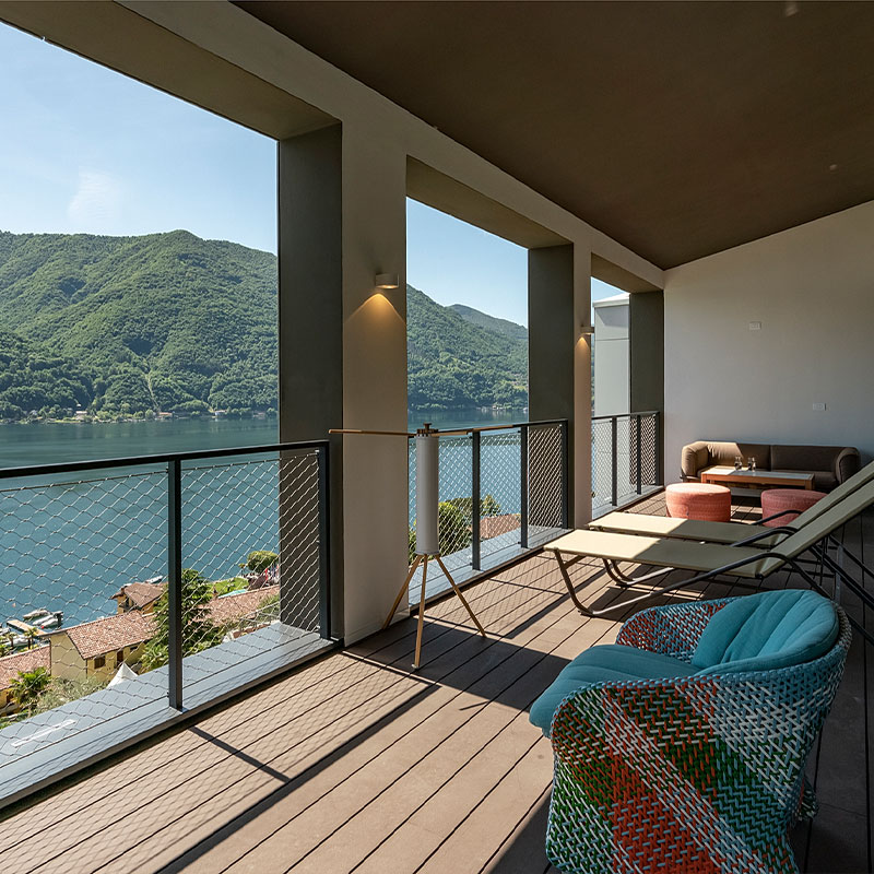 Lake View Grand Loggia Suite