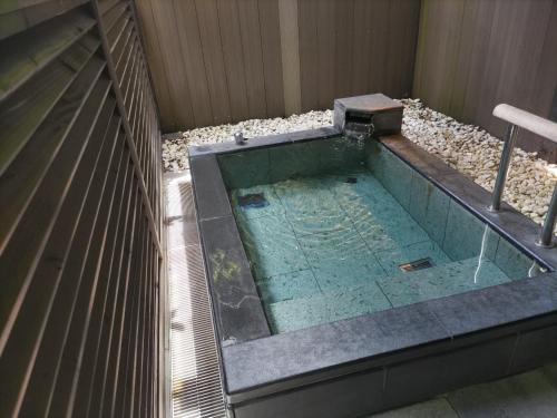 Deluxe Iwaburo Onsen Twin & Tatami with Japanese Style Bed
