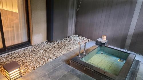 Superior Twin Room with Iwaburo Onsen 