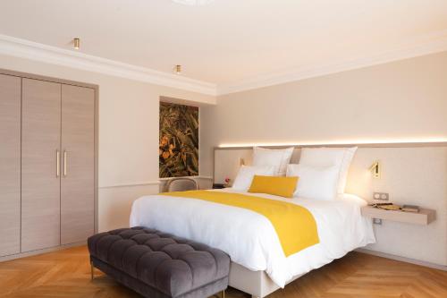 Suite with River View