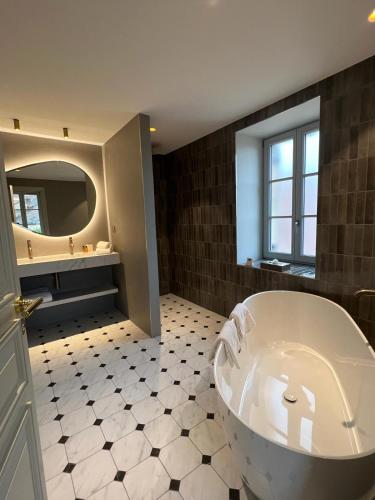 Junior Suite with Garden View