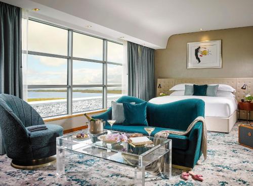 Junior Suite with View