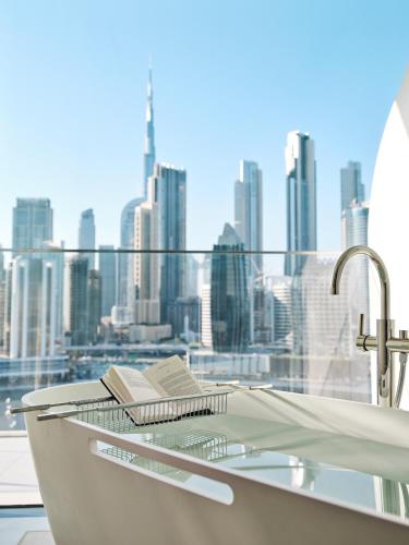 Marina Sky Suite