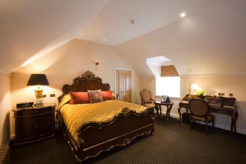 Superior Queen Room