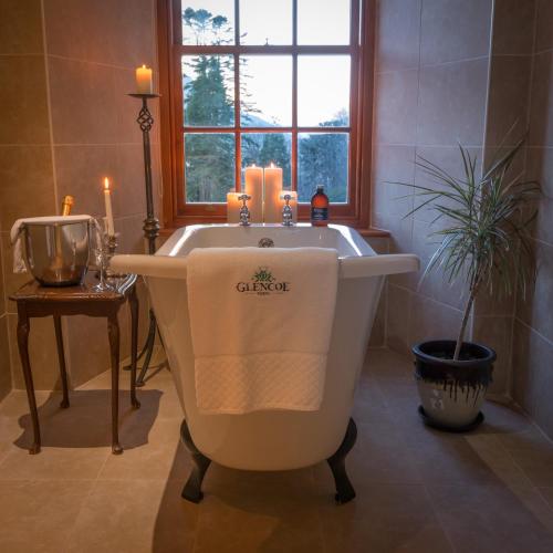 Glencoe House Suite with Terrace and Hot Tub No. 1