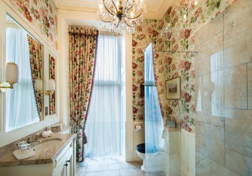 Castle Suite