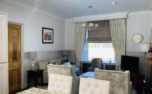Three Bedroom Cottage