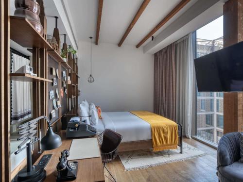 Medium Farmstay Suite
