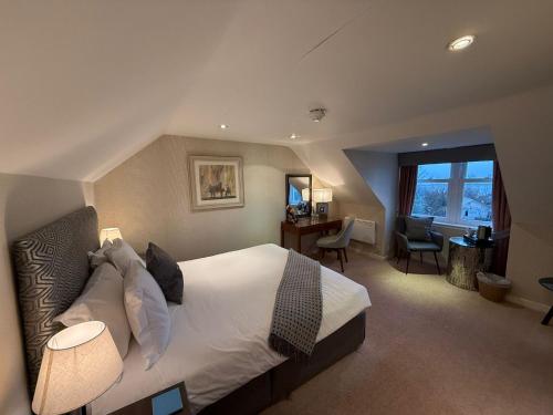 Small Double Room with Sea View (no pets)