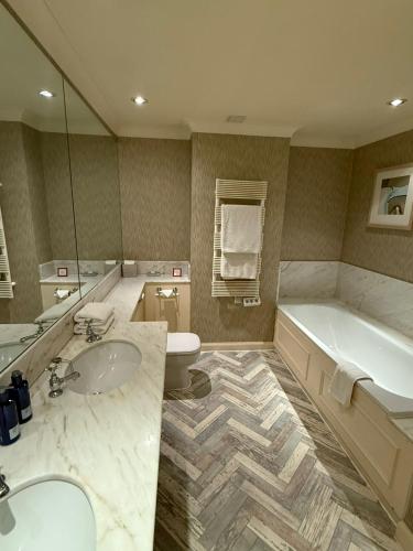 King or Twin Suite