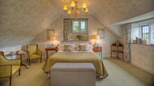 One Bedroom Suite