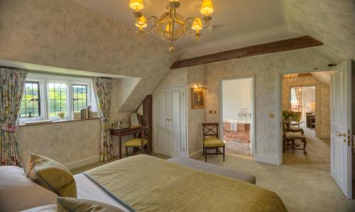 One Bedroom Suite