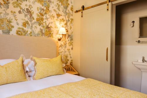 Cozy King Room