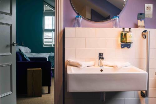 Double or Twin Room - Disability Access