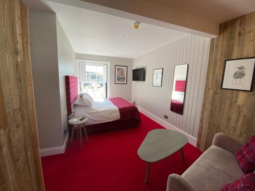 Double or Twin Room with Sea View