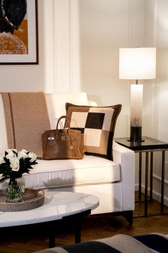 Whitehall Suite
