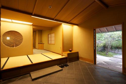 Duplex Villa Suite with Beds