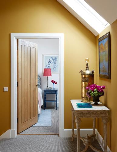 Deluxe King Suite