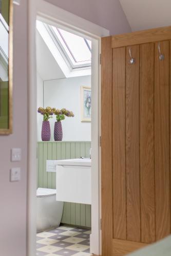 Deluxe Two-Bedroom Cottage