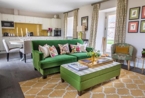 Deluxe Two-Bedroom Cottage