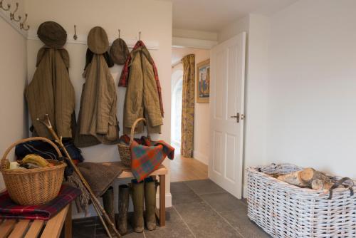 Deluxe Three-Bedroom Cottage