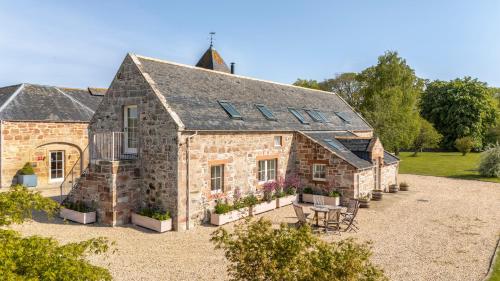 Deluxe Three-Bedroom Cottage